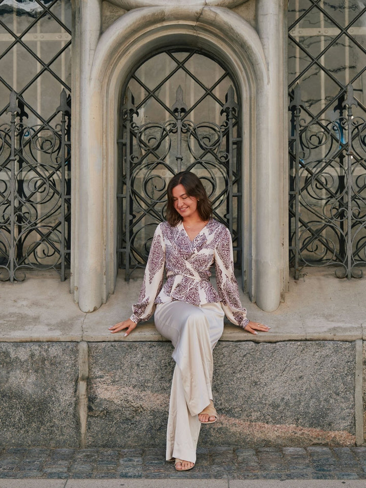 Neo Noir - Rista Paisley Drop Blouse 166208 - 174 - Burgundy Bluser 