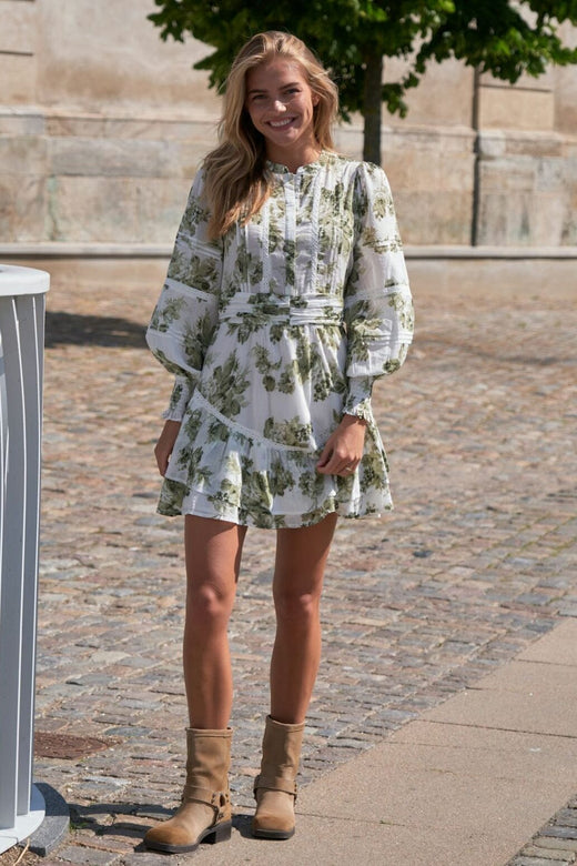 Neo Noir - Roberta Flower Flow Dress 165425 - 340 - Sage Green Kjoler 