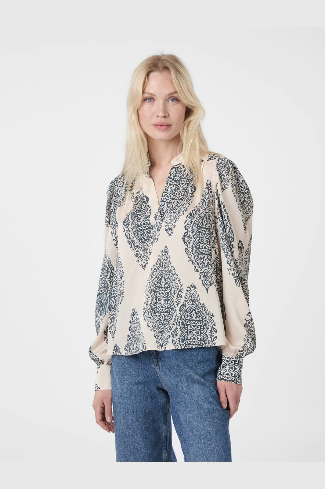 Neo Noir - Rosslyn Paisley Drop Blouse 163976 - 122 - Creme