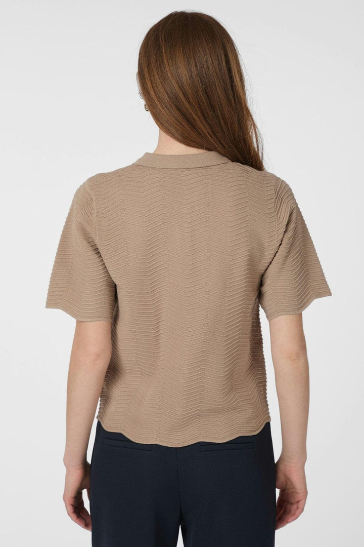Neo Noir - Soko Wave Knit Tee 164605 - 125 - Dark Sand