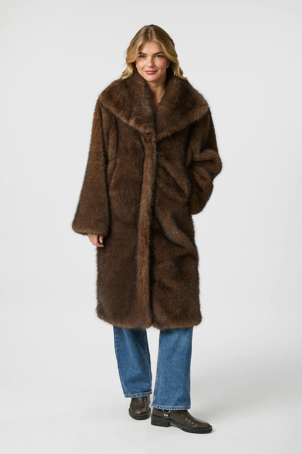 Neo Noir - Stephanie Faux Fur Long Jacket 165375 - 210 - Brown