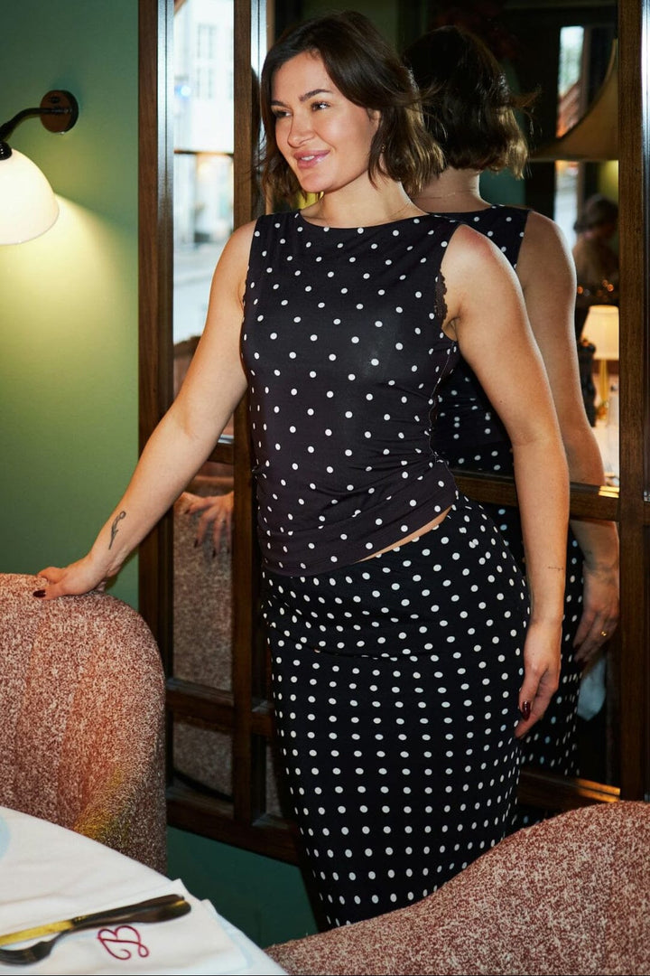 Neo Noir - Viso Crepe Dot Skirt 167940 - 100 - Black Nederdele 