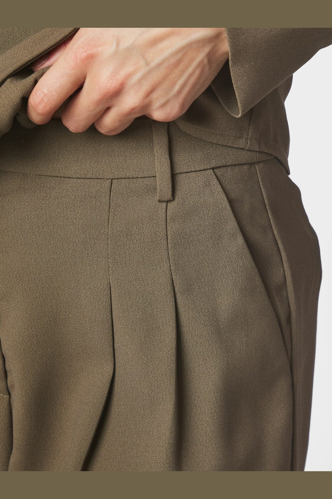 Neo Noir - Zoba Crepe Pants 165685 - 176 - Khaki