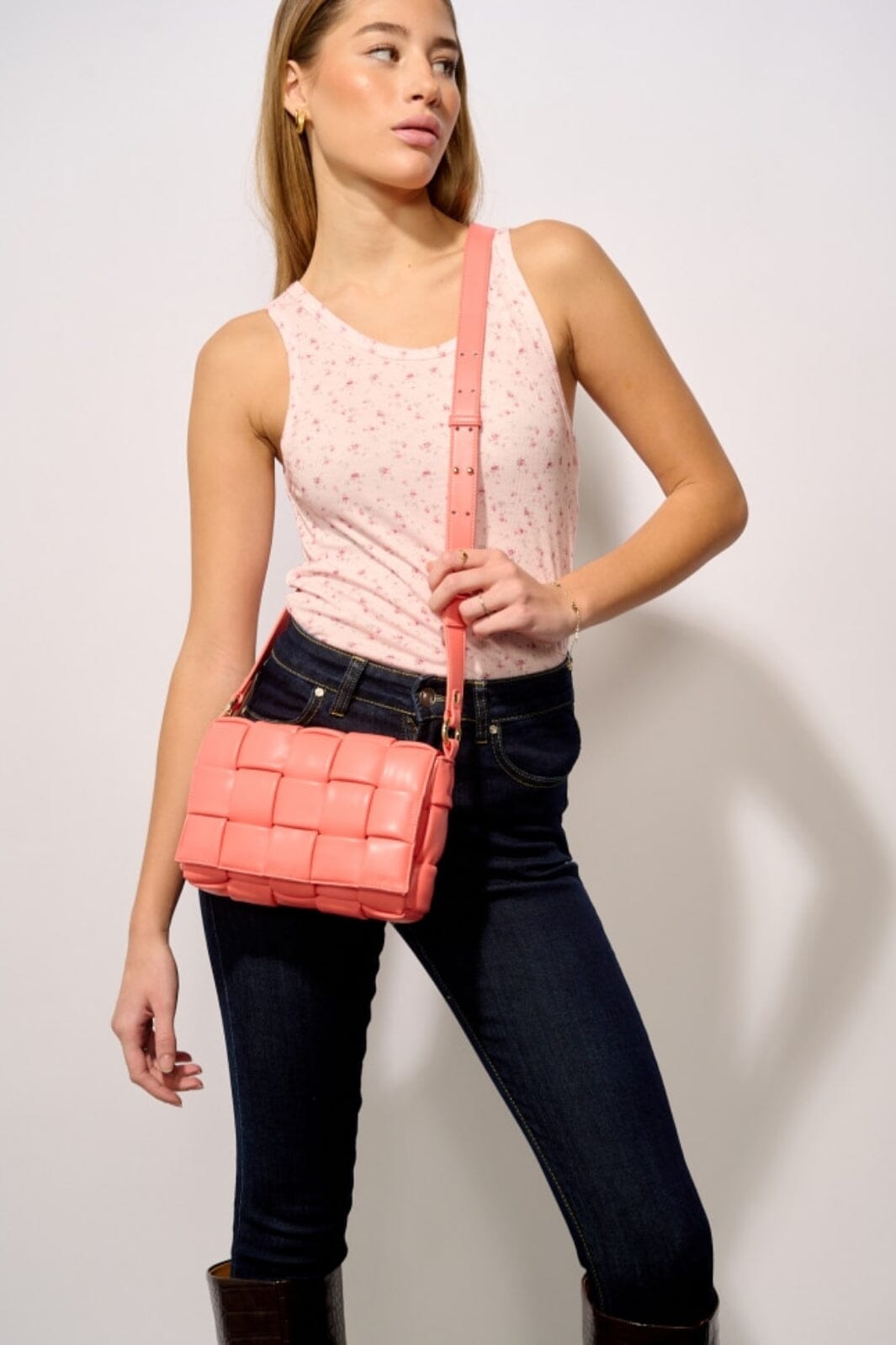 Noella - Brick Bag - 997 Apricot Tasker 