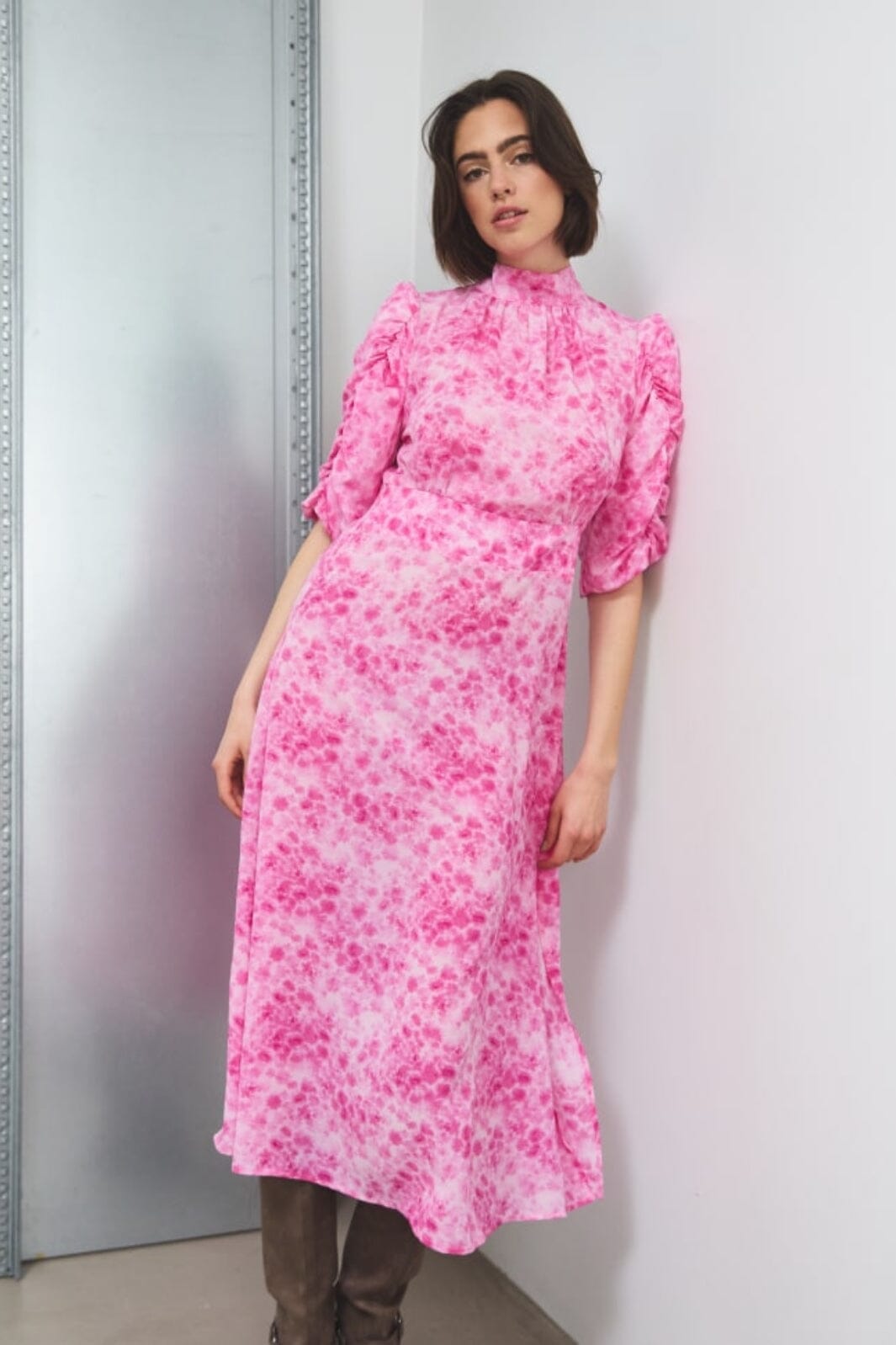 Noella - Leo Long Dress - 1057 Trudy Pink Print Kjoler 