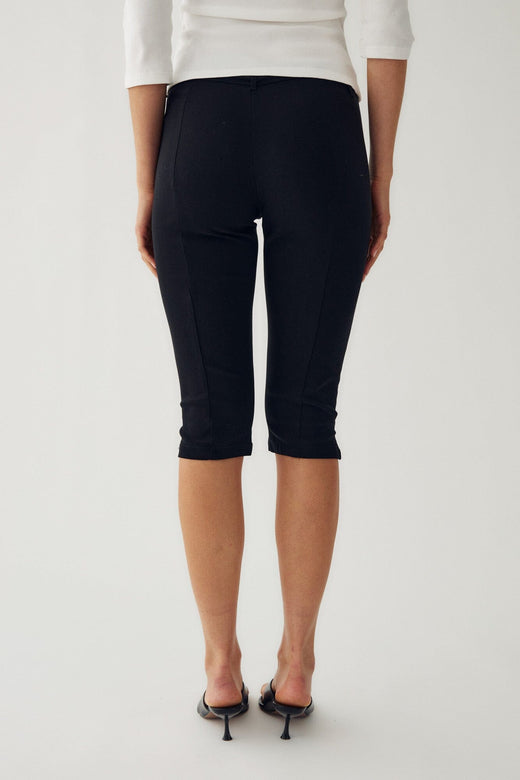 Noella - N-Linza B Capris 14570004 - 004 - Black Shorts 
