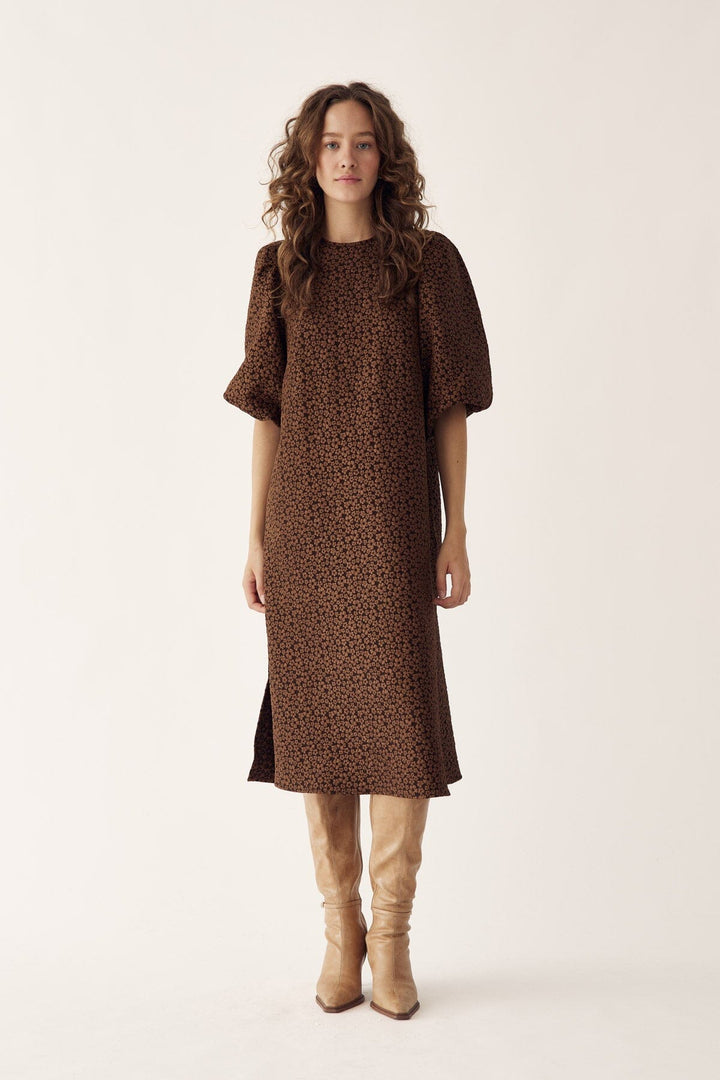 Noella - Reno Pastis Long Dress 12440016 - 674 Chocolate Kjoler 