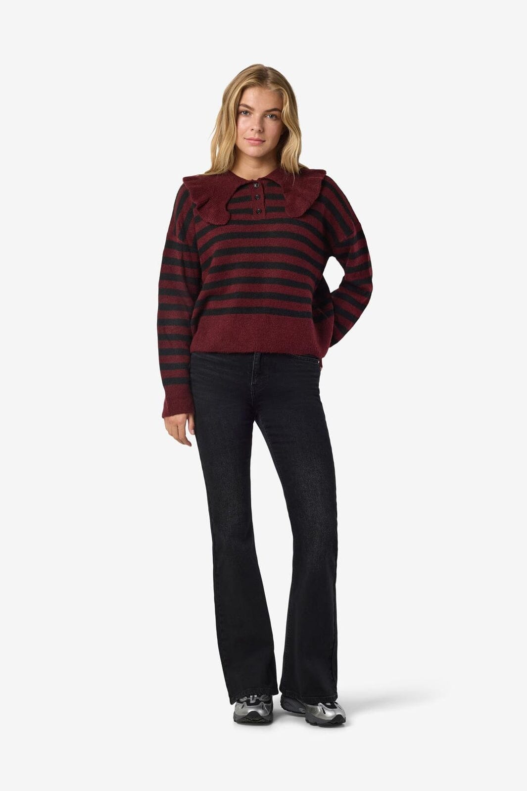 Noisy May - Nmbrooke L/S Frill Collar Knit - 4924582 Windsor Wine Black