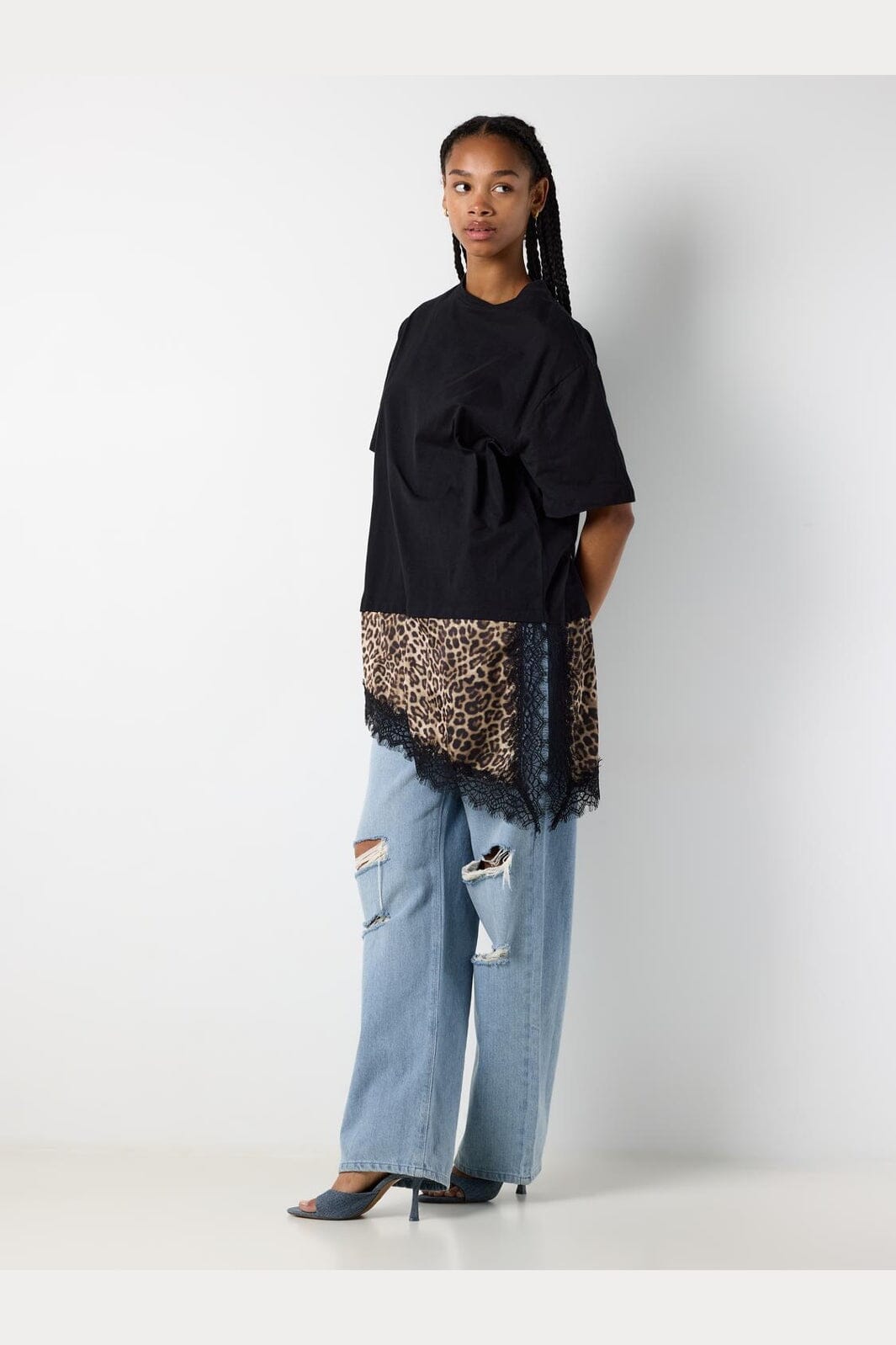 Noisy May - Nmfilla S/S Oversize Satin T-Shirt - 5190999 Black Leo