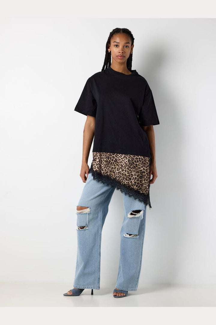 Noisy May - Nmfilla S/S Oversize Satin T-Shirt - 5190999 Black Leo