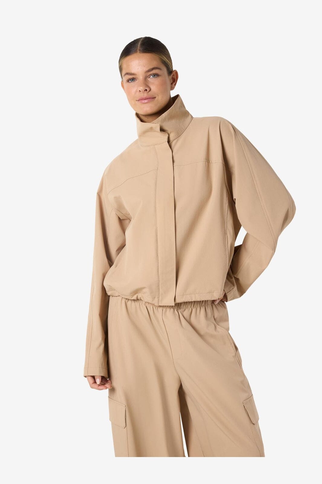 Noisy May - Nmkirby L/S Highneck Zip Jacket - 5091368 White Pepper