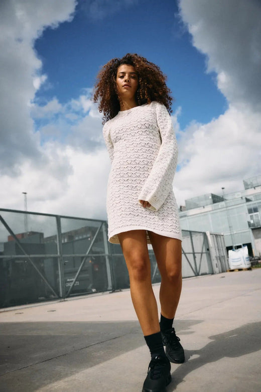 Noisy May - Nmlaika L/S Flared Sleeve Knit Dress Fwd - 4946474 Birch Kjoler 