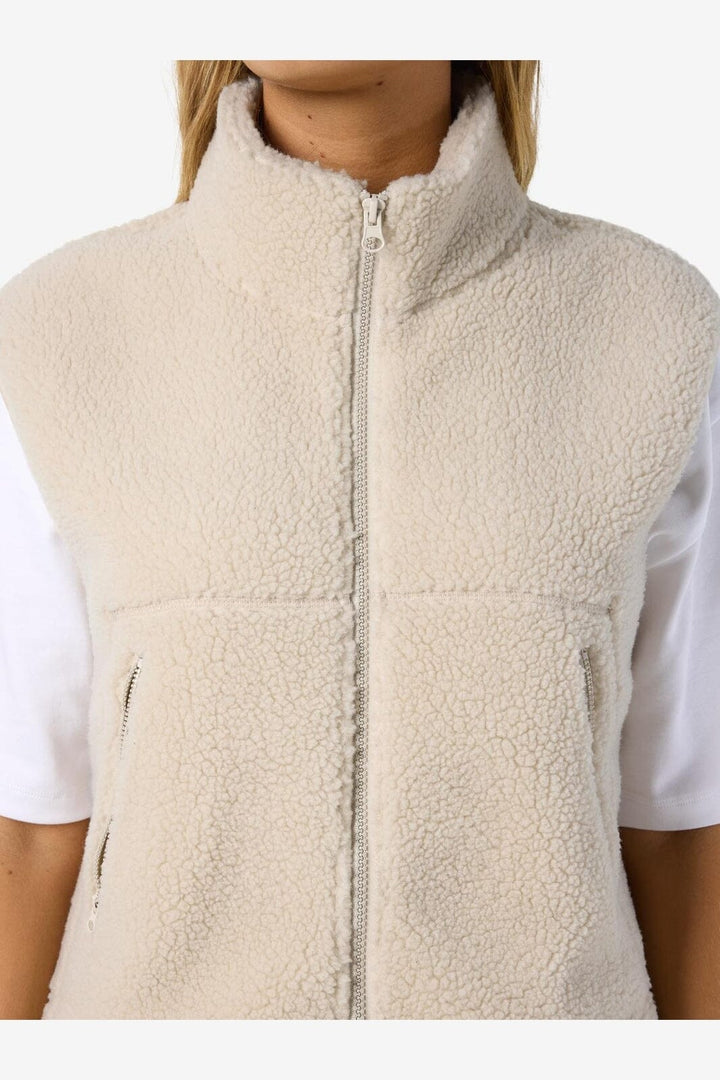Noisy May - Nmmasey Short Teddy Vest - 4982039 Silver Lining