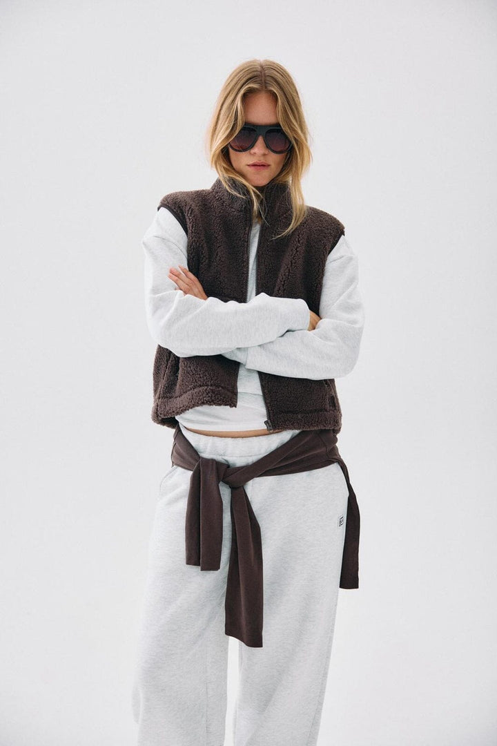 Noisy May - Nmmasey Short Teddy Vest - 5138440 Chocolate Brown