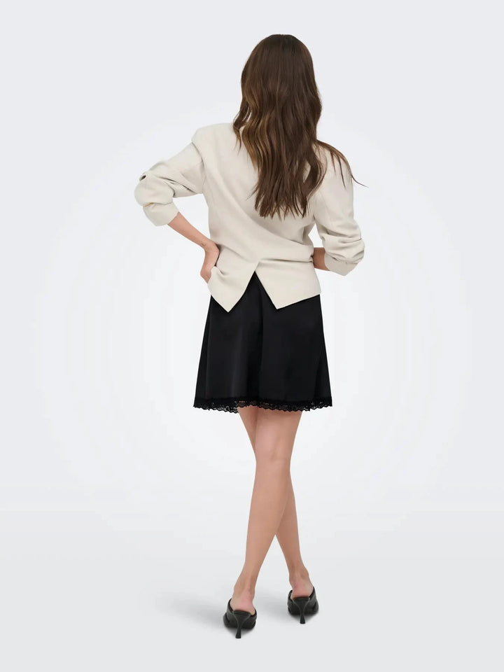 Only - Onlmenus Lace Satin Short Skirt - 5131875 Black Black Lace Nederdele 