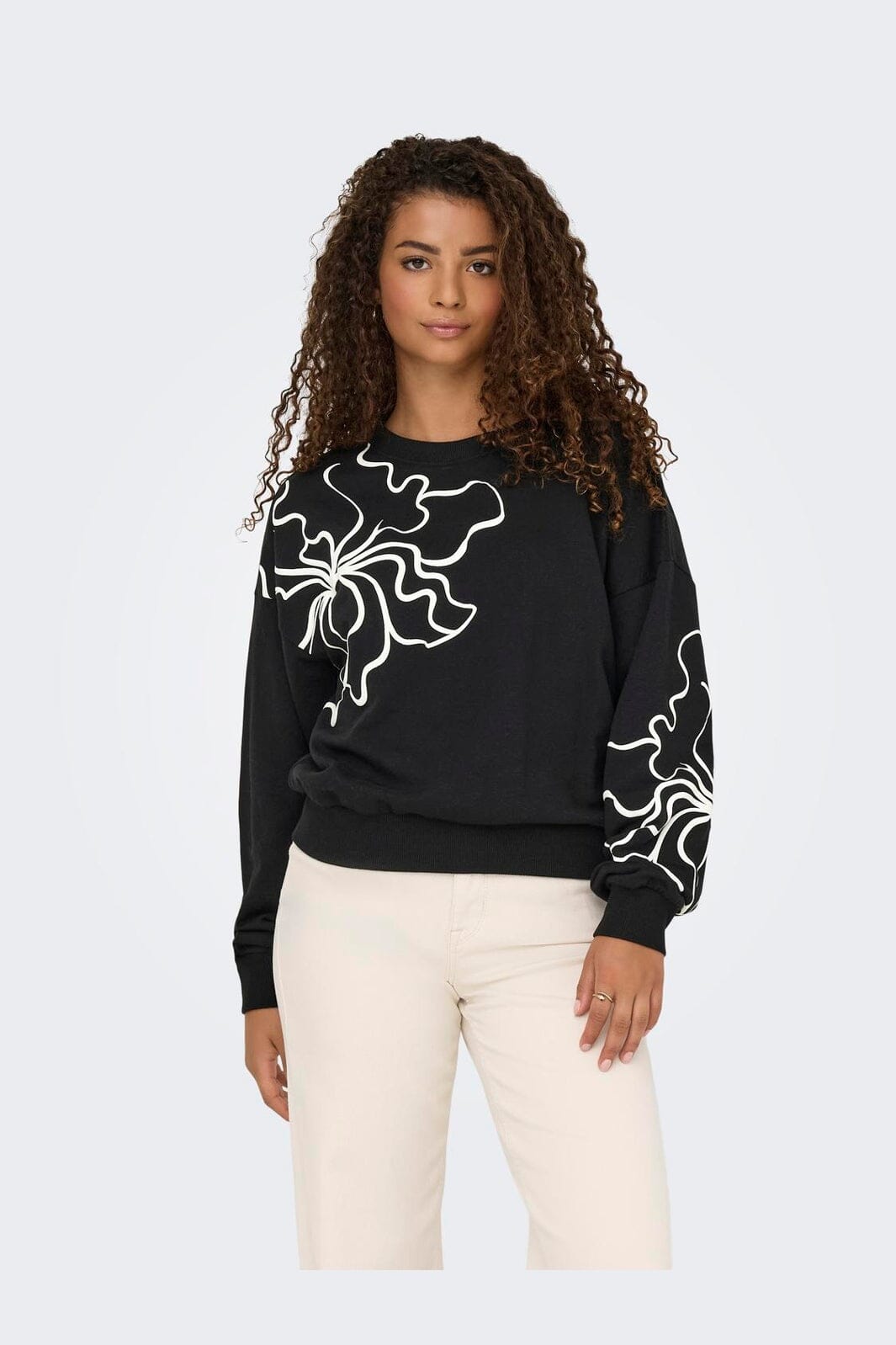 Only - Onlodessa L/S O-Neck Box Ub Swt - 4806648 Black W. Blury Flower