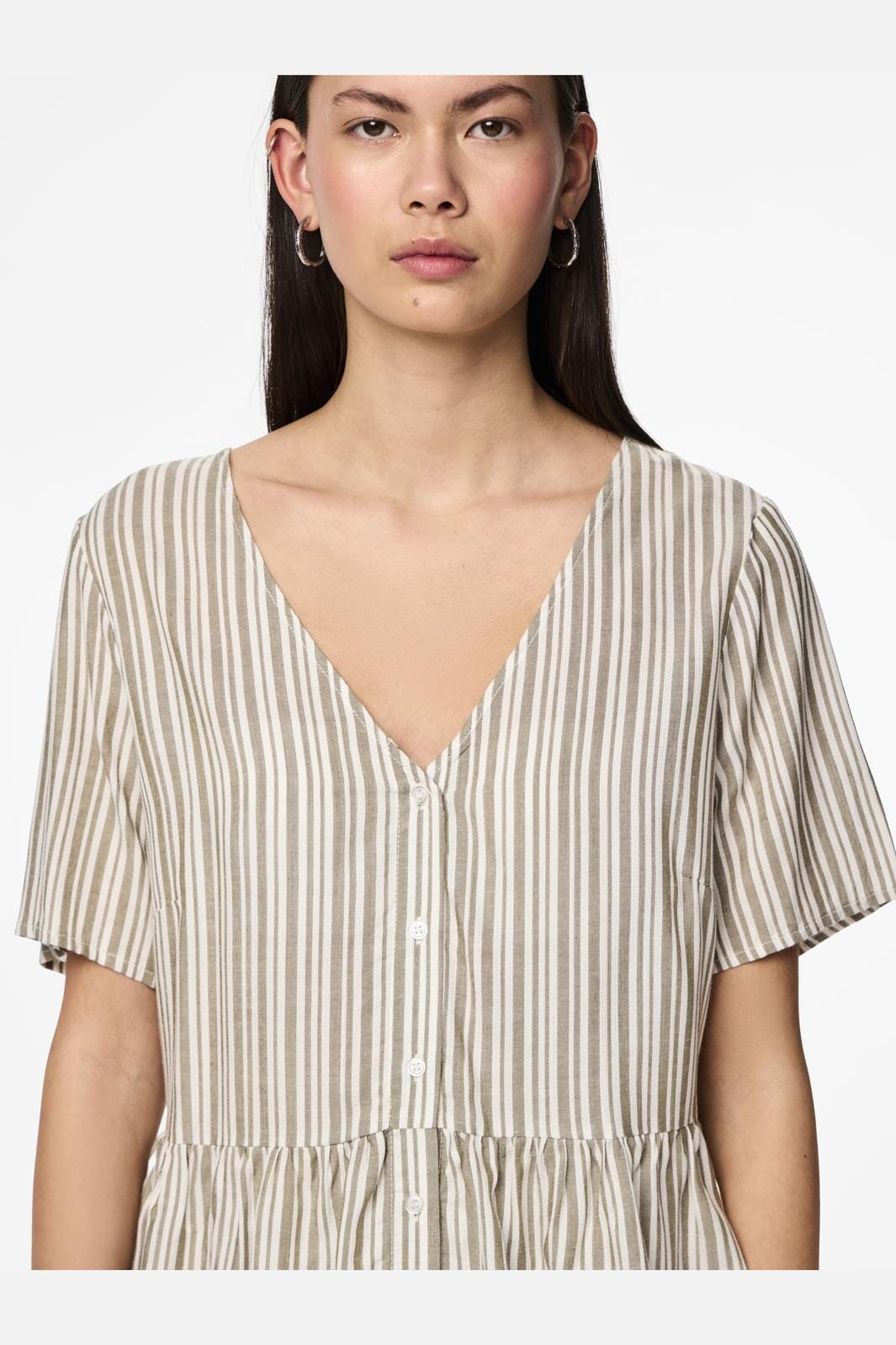 Pieces - Pcalvina Ss Button Down Top - 4472372 Laurel Oak Cloud Dancer