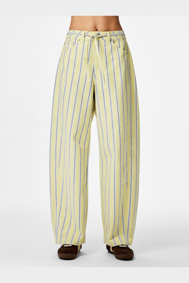 Pieces - Pcbillo Tie Barrel Jeans - 4972412 French Vanilla Cloud Dancer & Beaucoup Blue & Oyster Mushroom