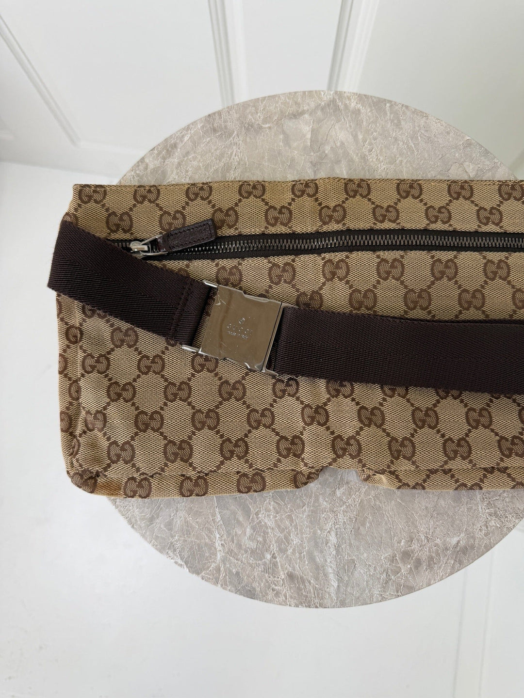 Preloved Vintageline X Molly&My - Gucci Bumbag 3335 – Vintage - Logo Bæltetasker 