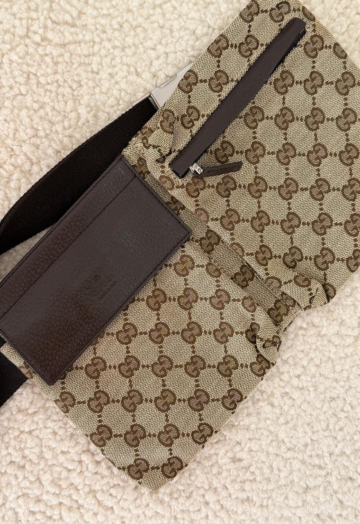 Preloved Vintageline x Molly&My - Gucci Bumbag – Vintage 1 - Logo Bæltetasker 