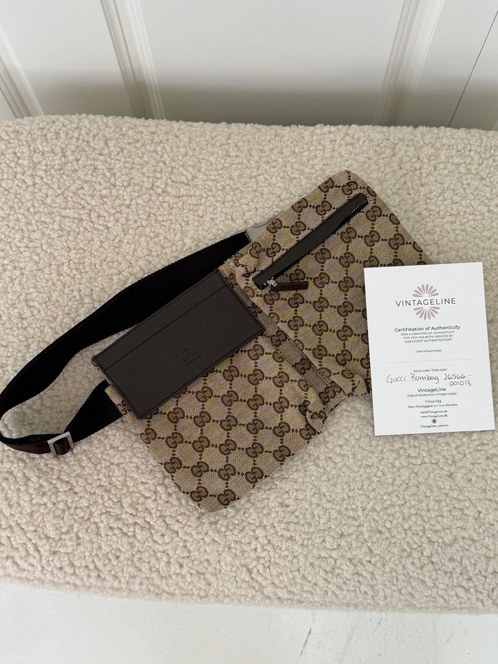 Preloved Vintageline x Molly&My - Gucci Bumbag – Vintage 1 - Logo Bæltetasker 