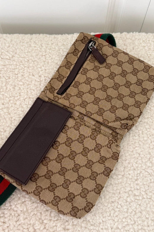 Preloved Vintageline x Molly&My - Gucci Bumbag – Vintage 2 - Logo Bæltetasker 