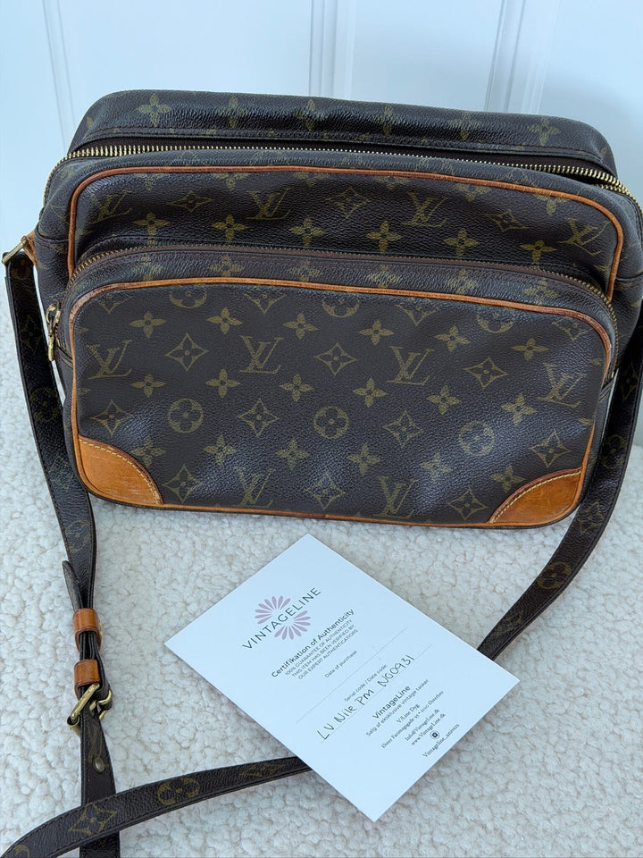 Preloved Vintageline x Molly&My - Louis Vuitton Nile Pm – Vintage Monogram Canvas - Logo Tasker 