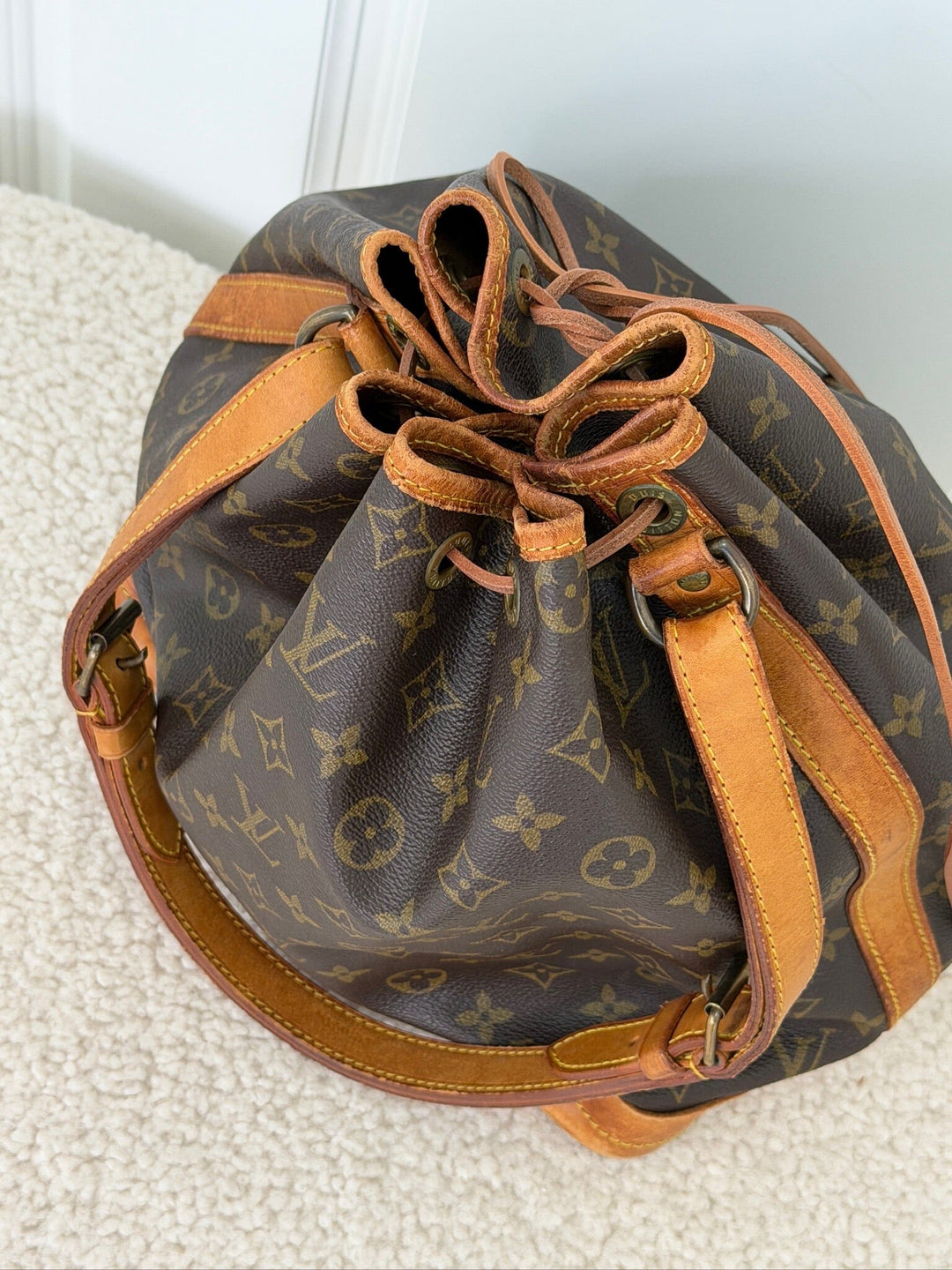 Preloved Vintageline x Molly&My - Louis Vuitton Noé Gm – Vintage - 2 - Logo Tasker 