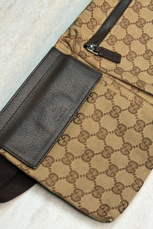 Preloved Vintageline x Molly&My - Vintage Gucci Bumbag 3 - Brown Tasker 