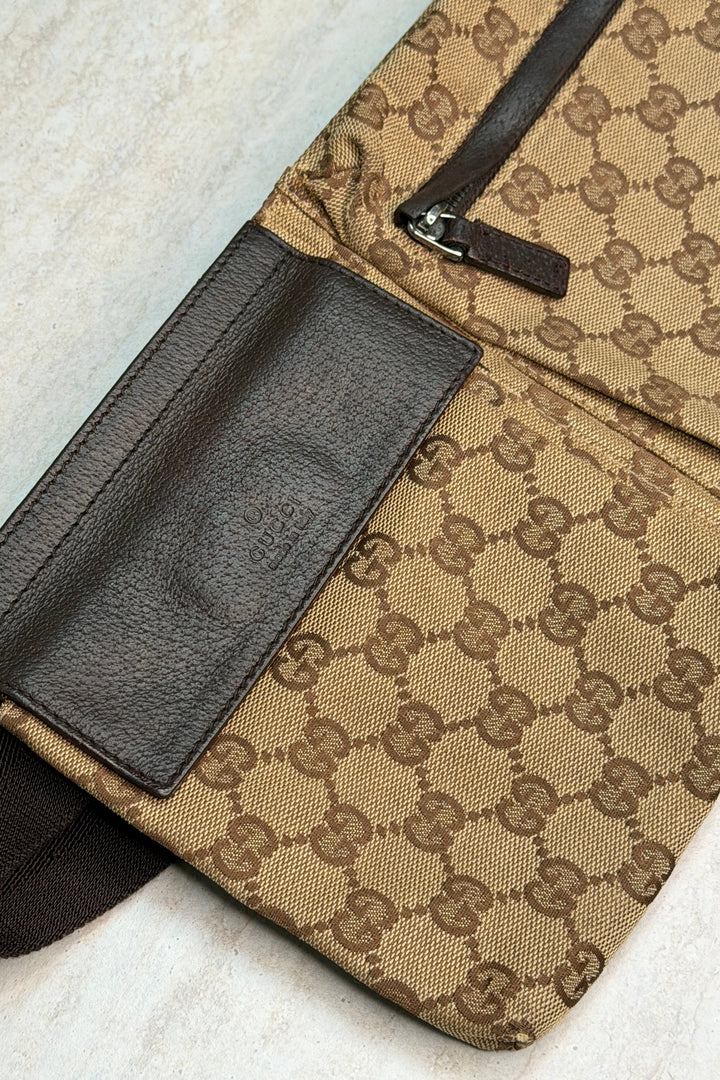 Preloved Vintageline x Molly&My - Vintage Gucci Bumbag 3 - Brown Tasker 