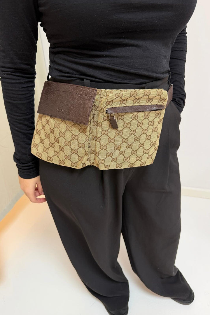 Preloved Vintageline x Molly&My - Vintage Gucci Bumbag 4 - Brown Tasker 