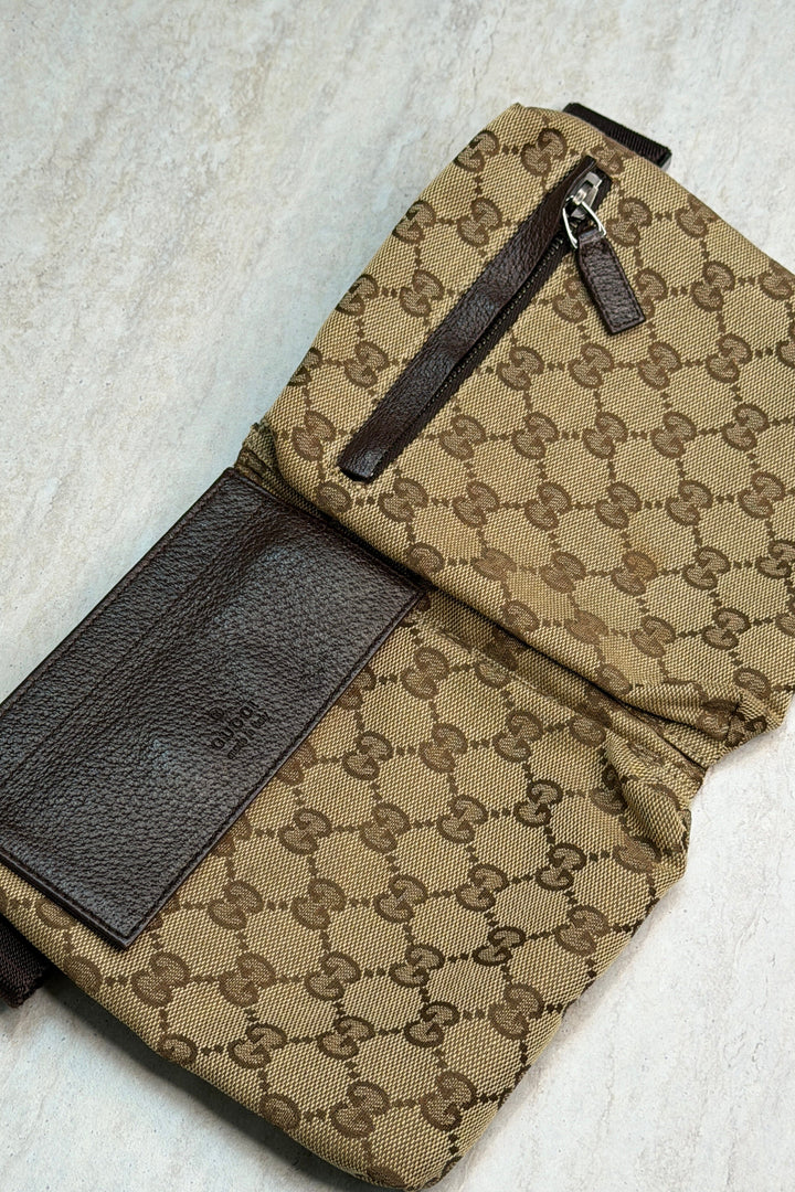 Preloved Vintageline x Molly&My - Vintage Gucci Bumbag 4 - Brown Tasker 