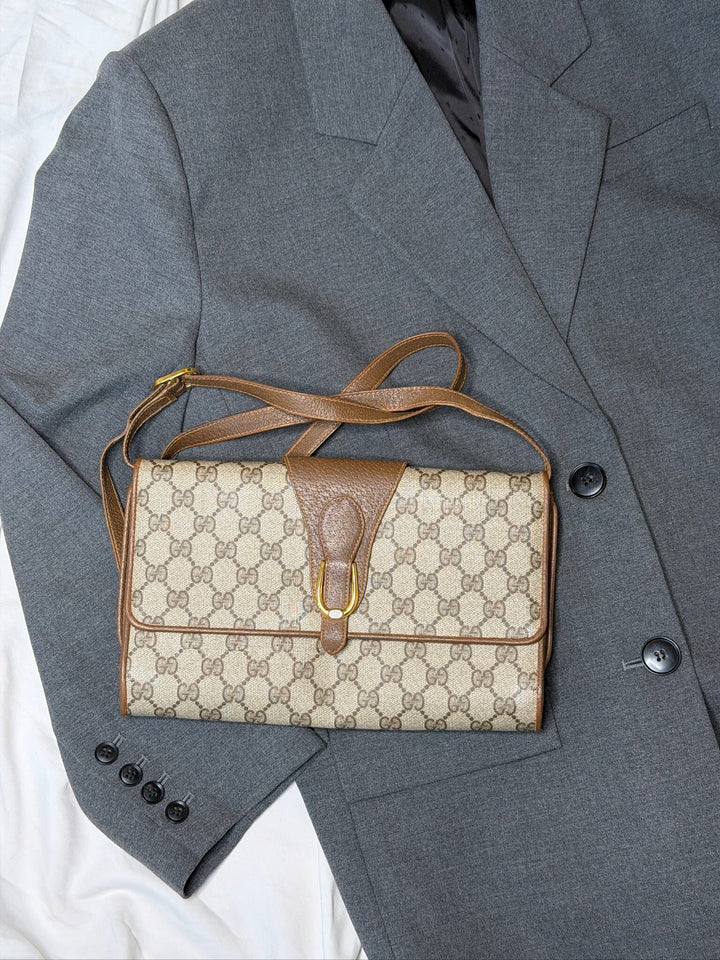 Preloved Vintageline x Molly&My - Vintage Gucci Clutch Med Rem - Logo 