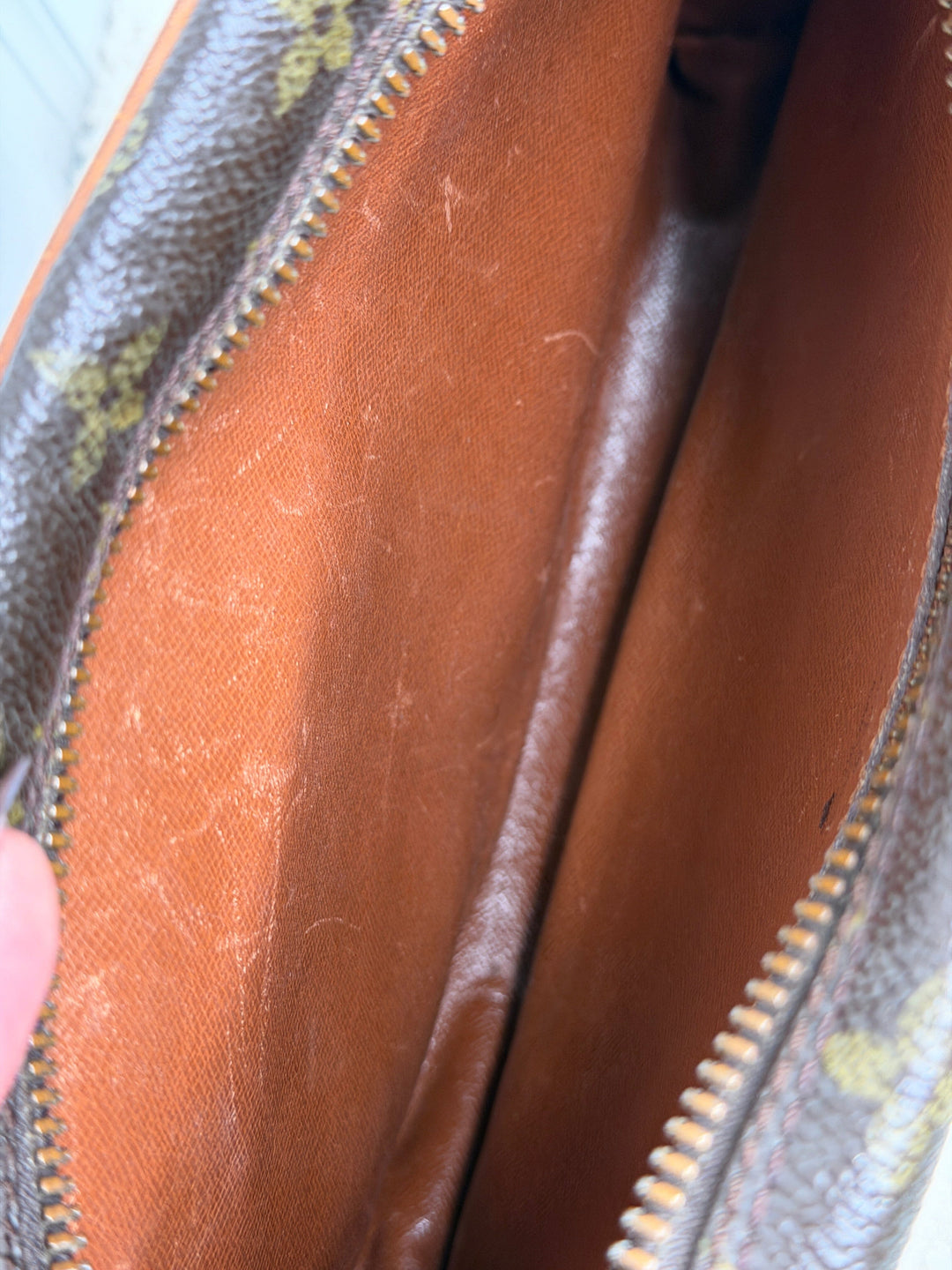 Preloved Vintageline x Molly&My - Vintage Louis Vuitton Trocadéro 27 - Brown Tasker 