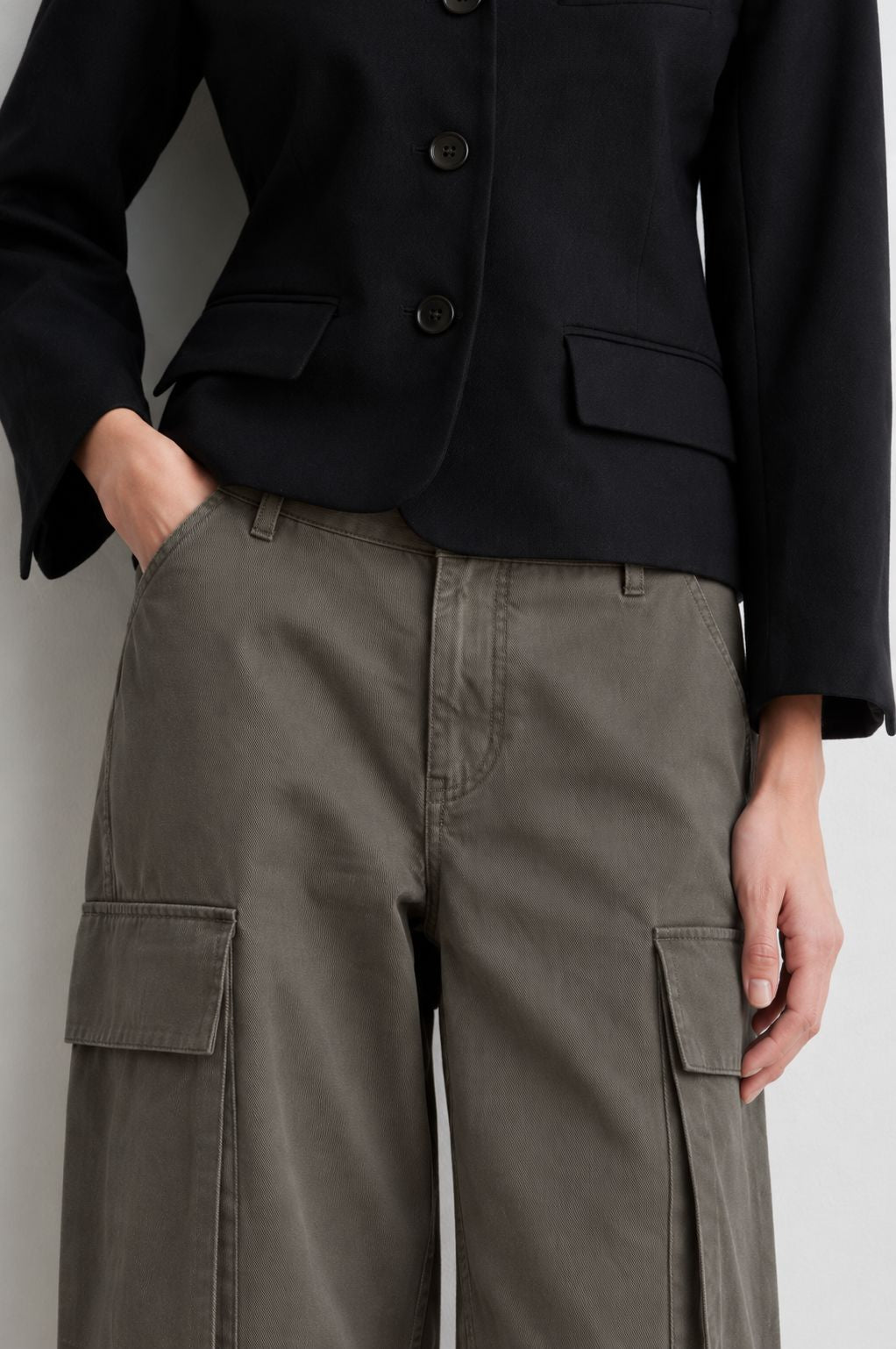 Second Female - Evara Cargo Trousers 61935 - 4123 Tea Leaf 