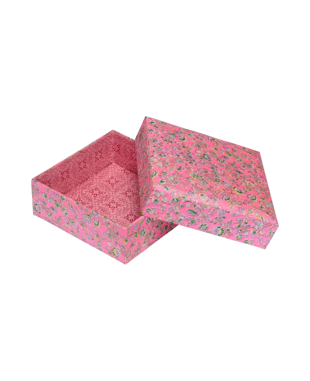 Sissel Edelbo - Sheila Square SILK Box SE 266 - No. 16