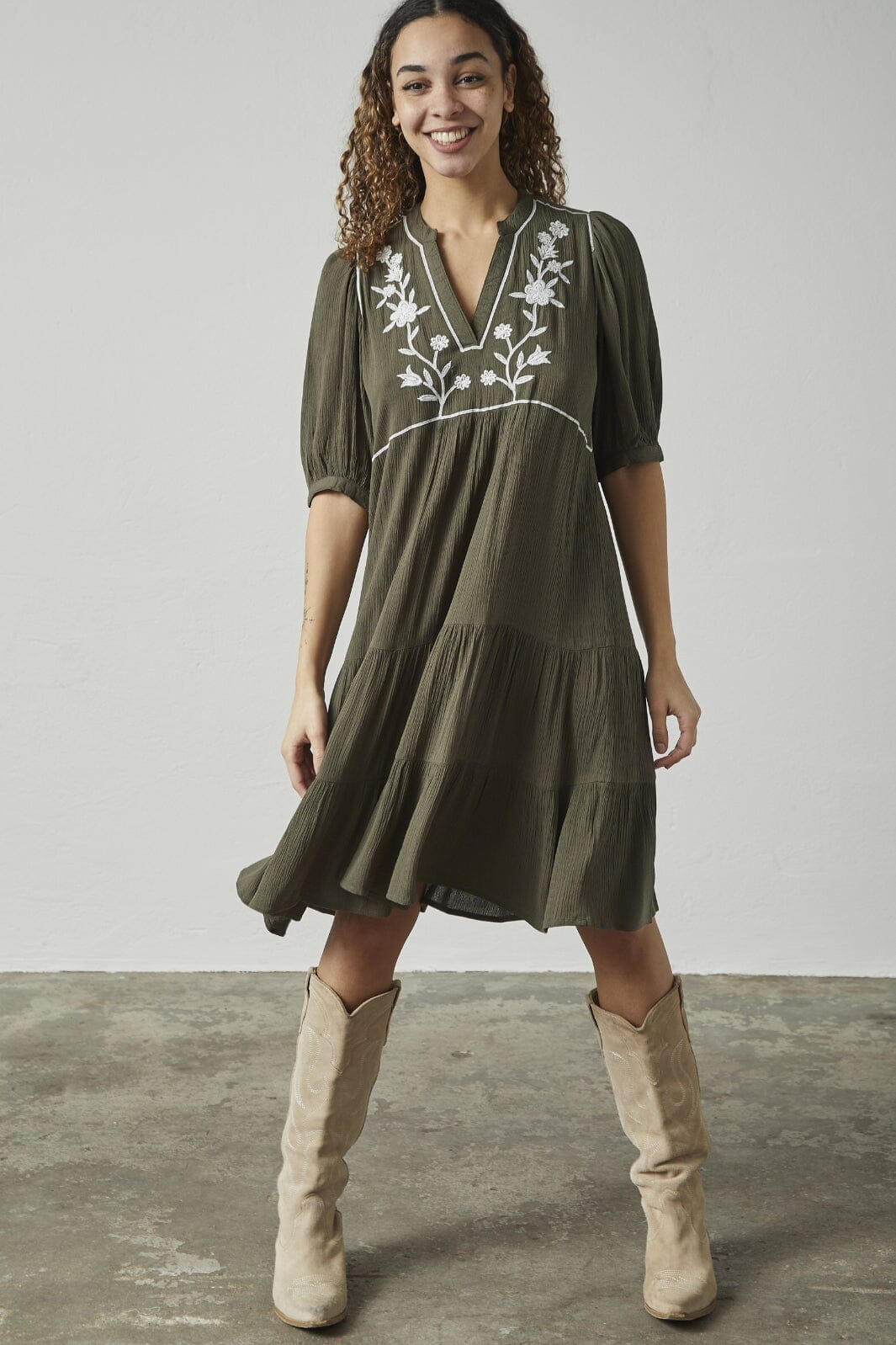 Sisters Point - Imsa-Dr 18505 - 803 - Khaki/Cream