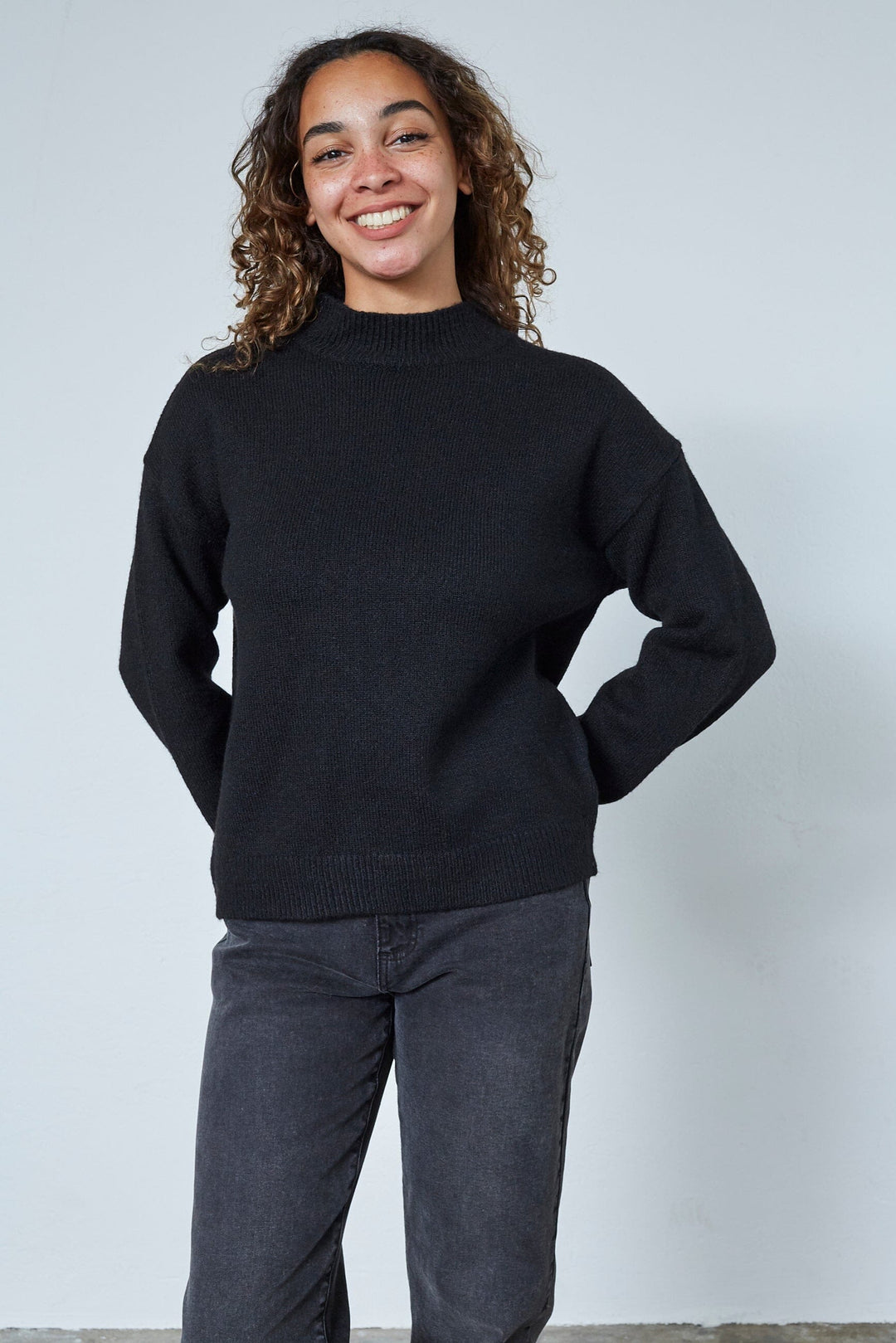 Sisters Point - Luca-Pu 19076 - 000 - Black Strikbluser 