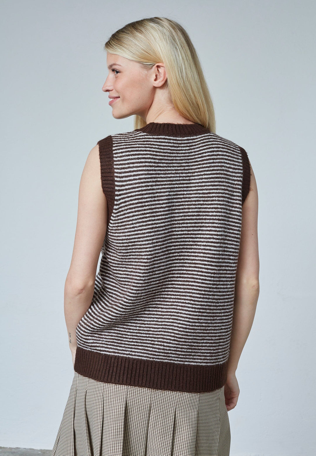 Sisters Point - Megi-Ve 19047 - 831 - Brown/Cream Strikbluser 