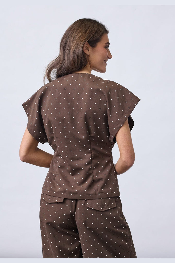 Sisters Point - N.Gevela-Ve 19793 - 201 - Brown Dot