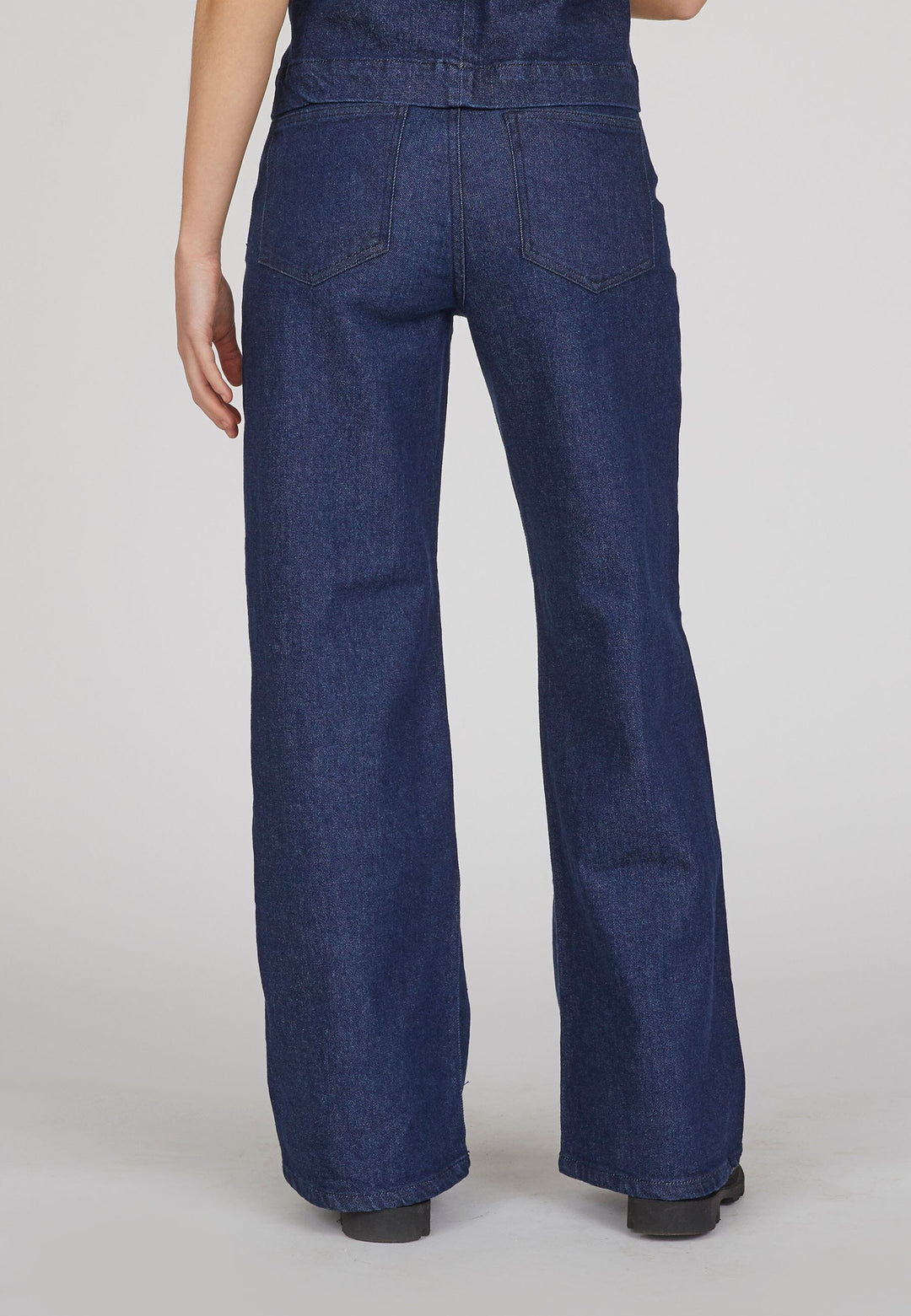 Sisters Point - Owi-W.Je7 - 900 Unwashed Blue Jeans 