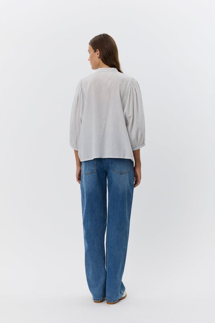 Sofie Schnoor - Viljasw Shirt S252195 - 0144 - Off White - Navy