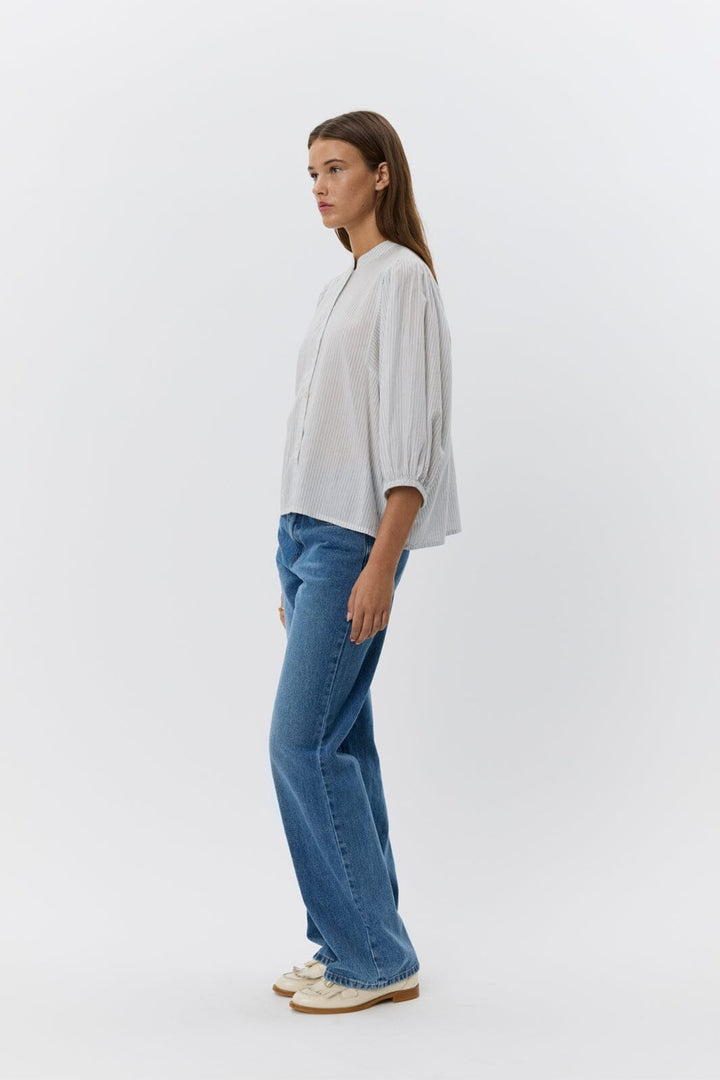 Sofie Schnoor - Viljasw Shirt S252195 - 0144 - Off White - Navy