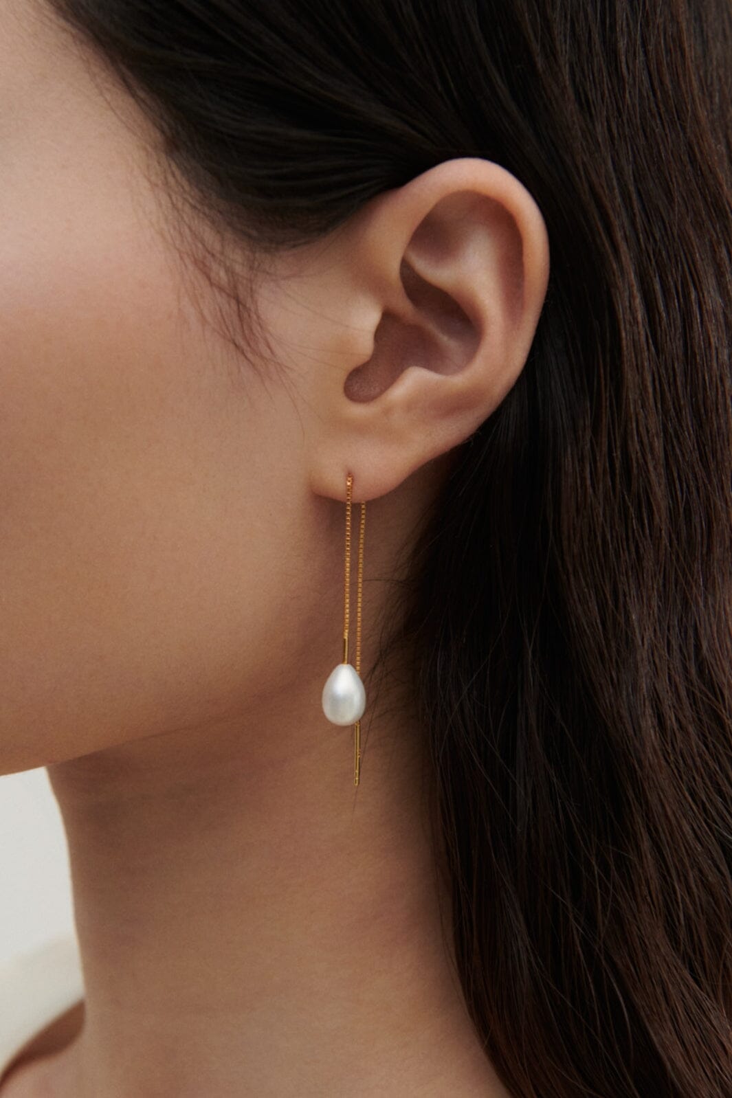 Sorelle Jewellery - Pearl Chain - Forgyldt Øreringe 