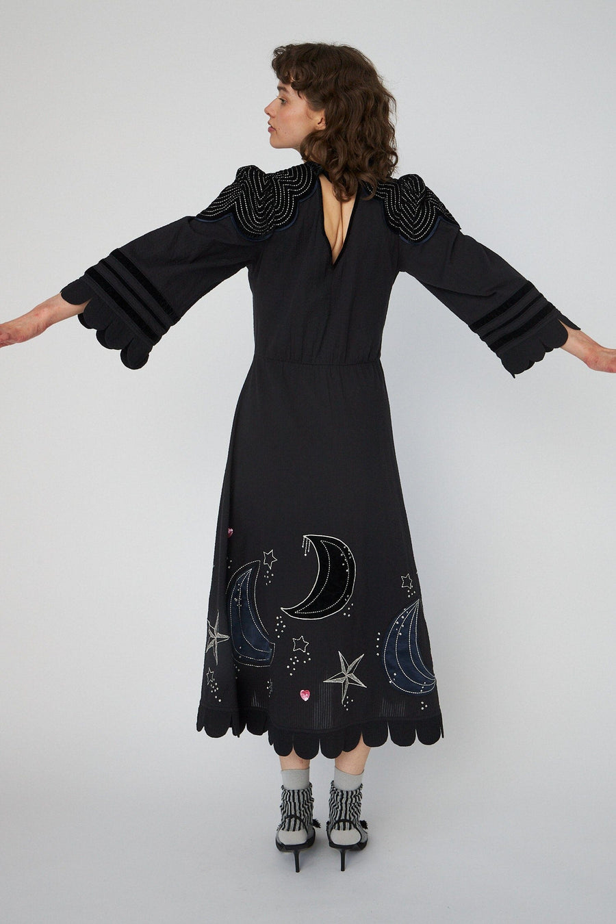 Stella Nova - Nynne - 776 Dark Flowers