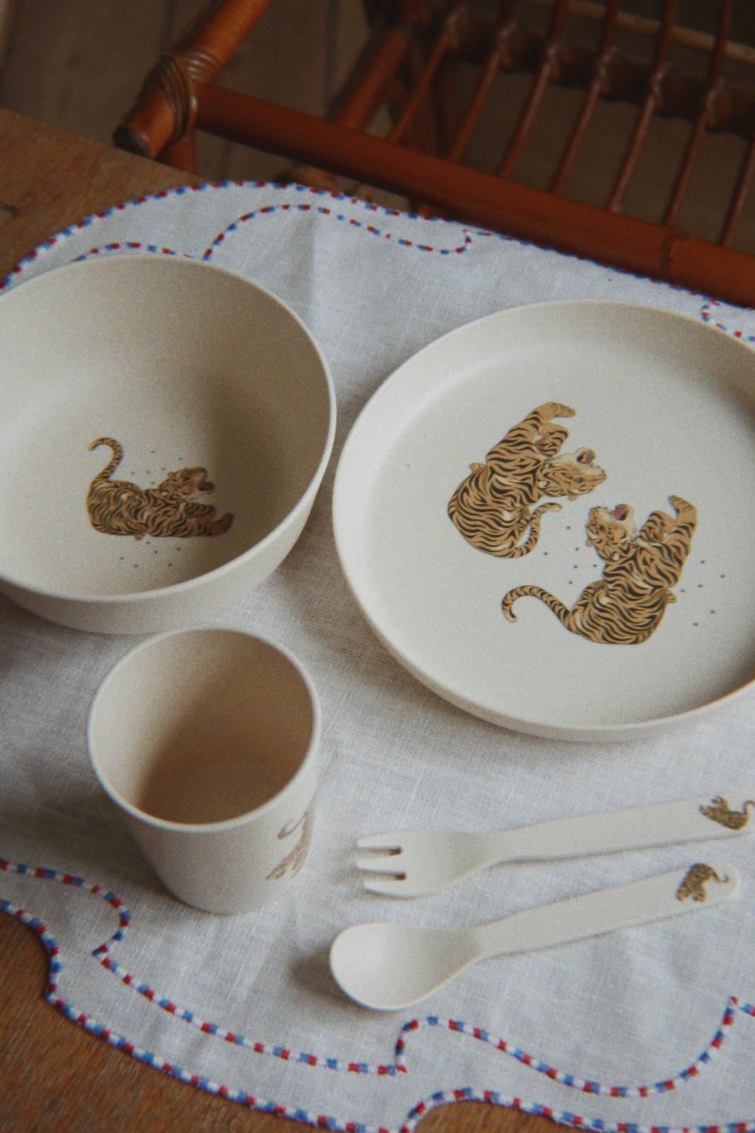 Konges Sløjd - Dinner Set Ks105961 - Tiger Ruggito