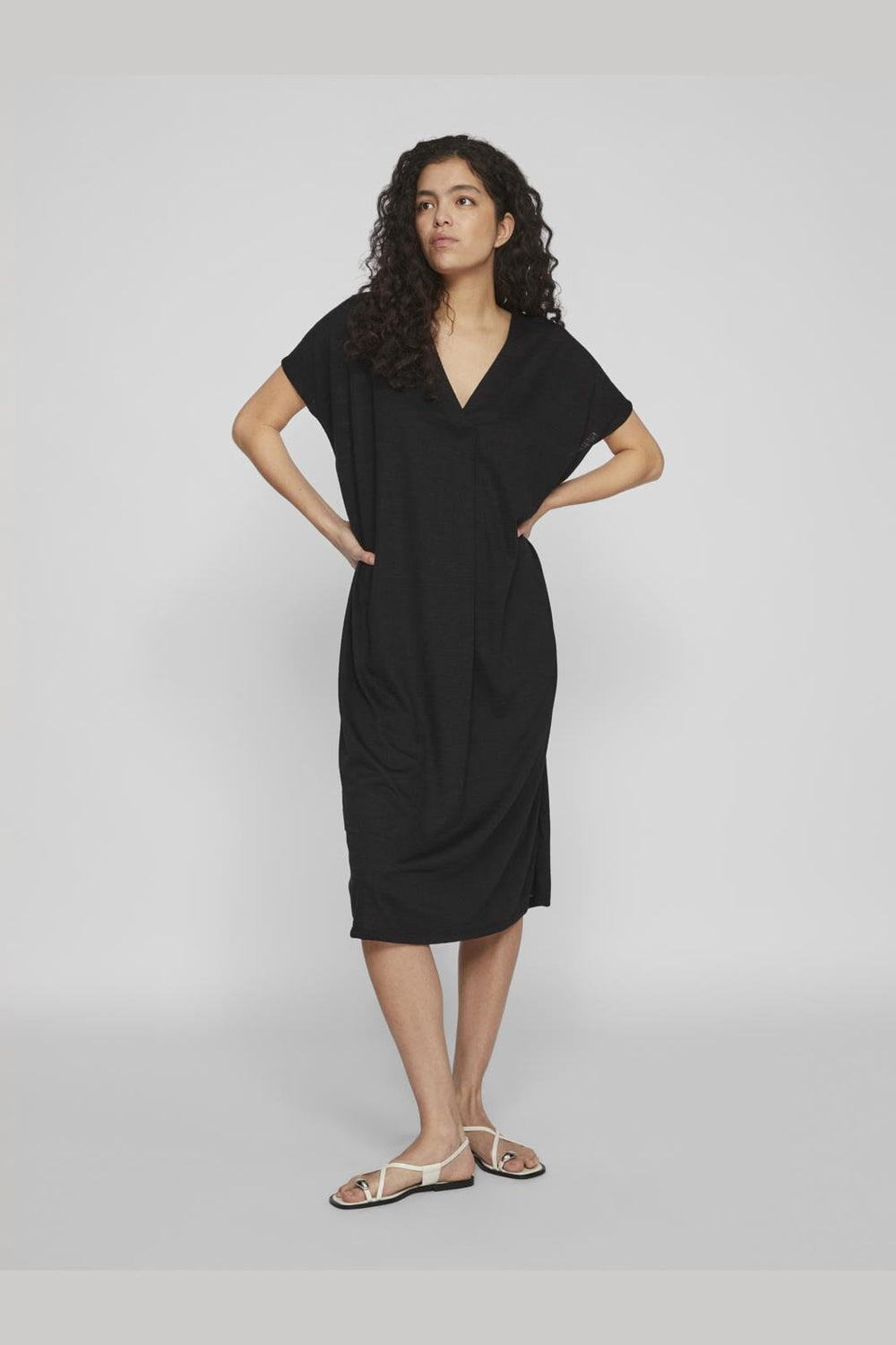 Vila - Vibrielle V-Neck S/S Midi Dress/1S - 4567129 Black Beauty