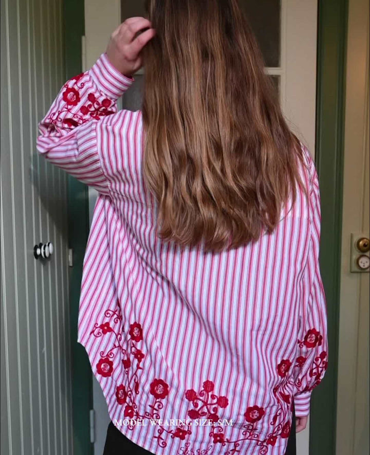 Sissel Edelbo - Cora Shirt Se 2008 - Red Flower