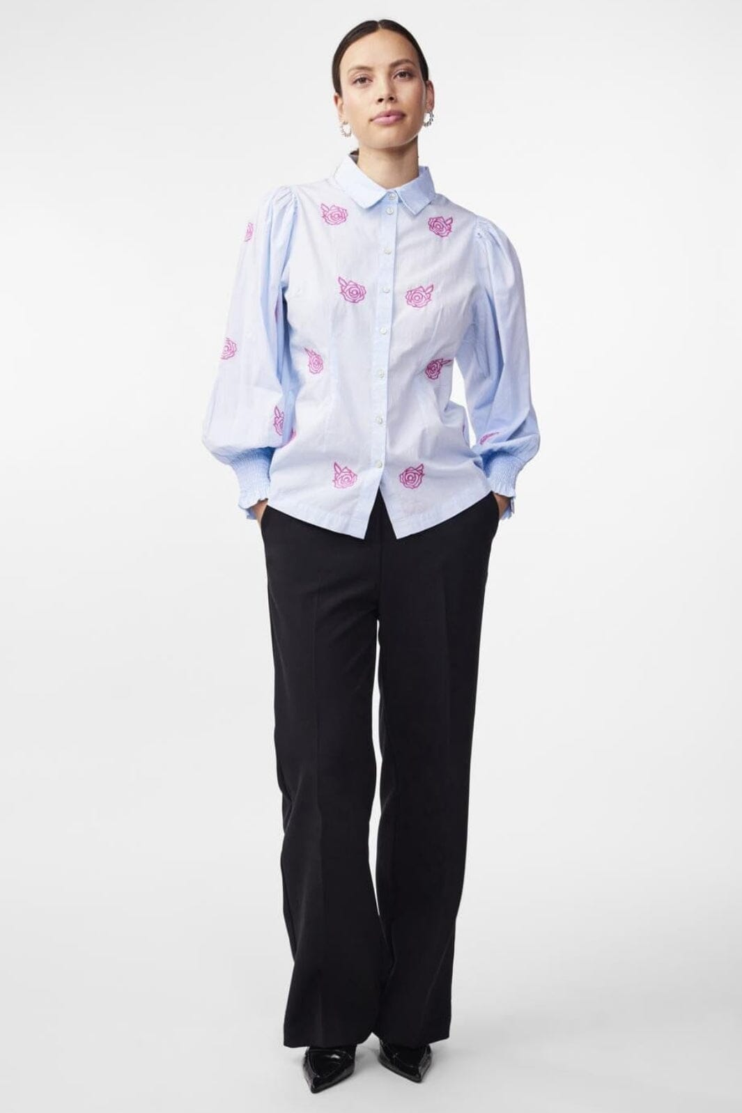 Y.A.S - Yasbella Ls Shirt - 4431603 Omphalodes W. Embroidery Skjorter 