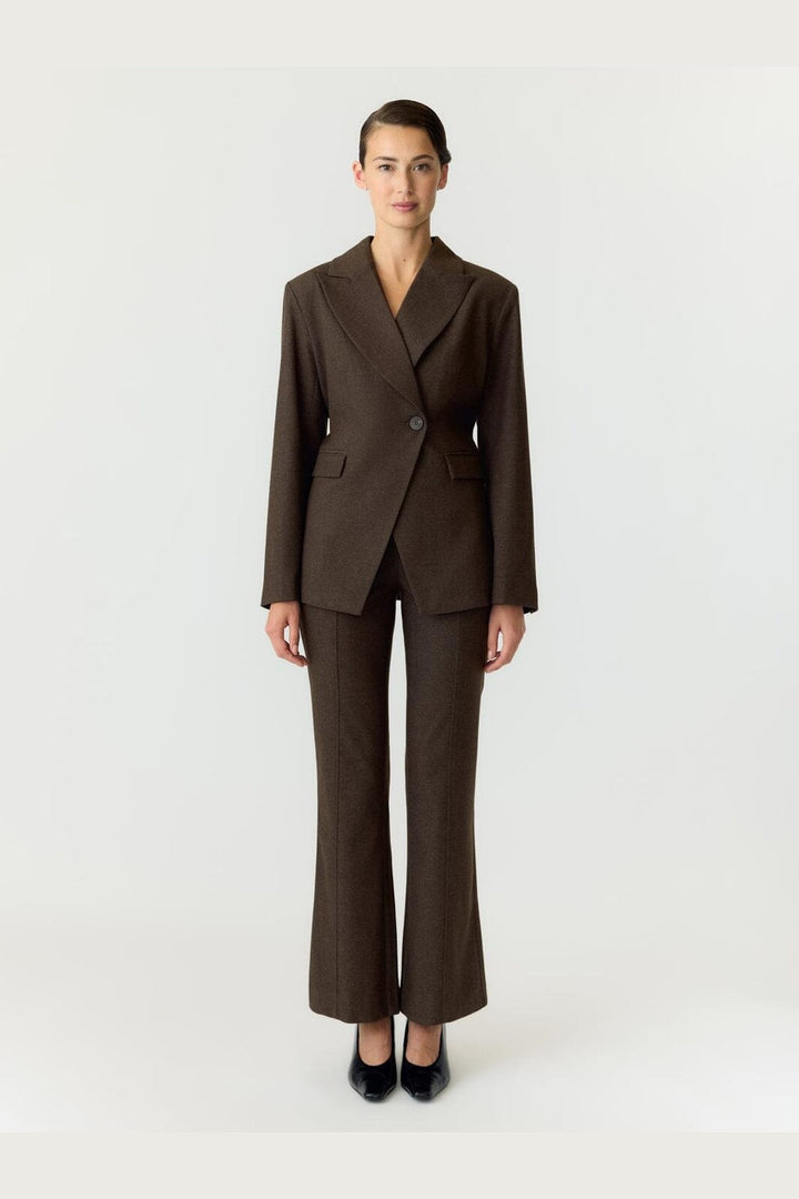 YAS - Yasposhu Pant - 5138184 Major Brown